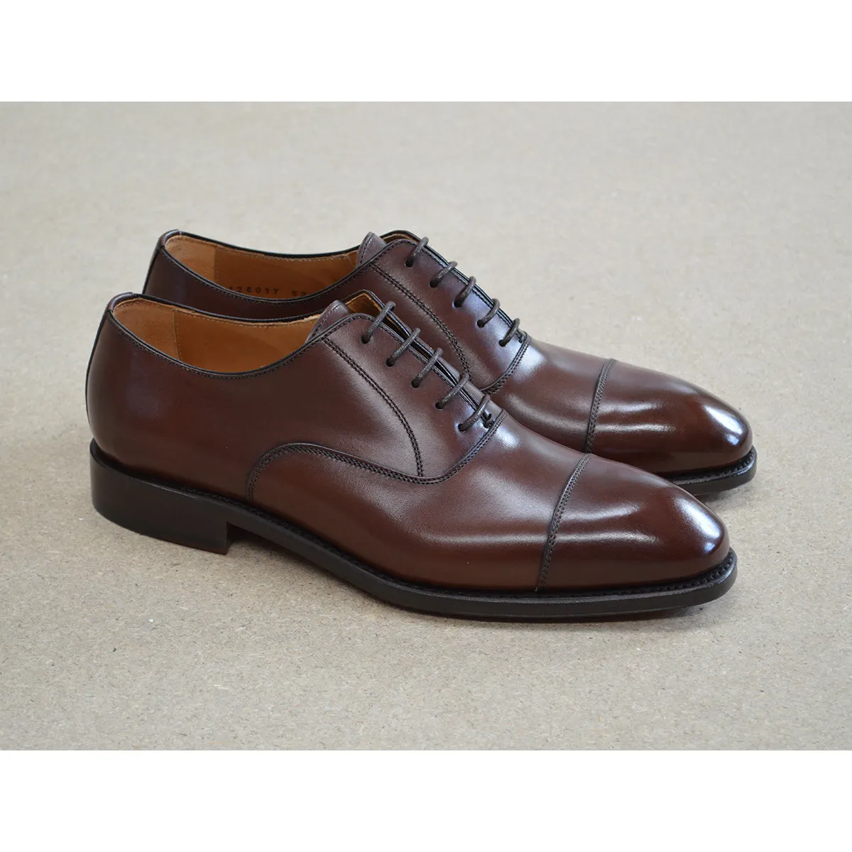 Berwick 1707 Straight Cap Oxford (5217)