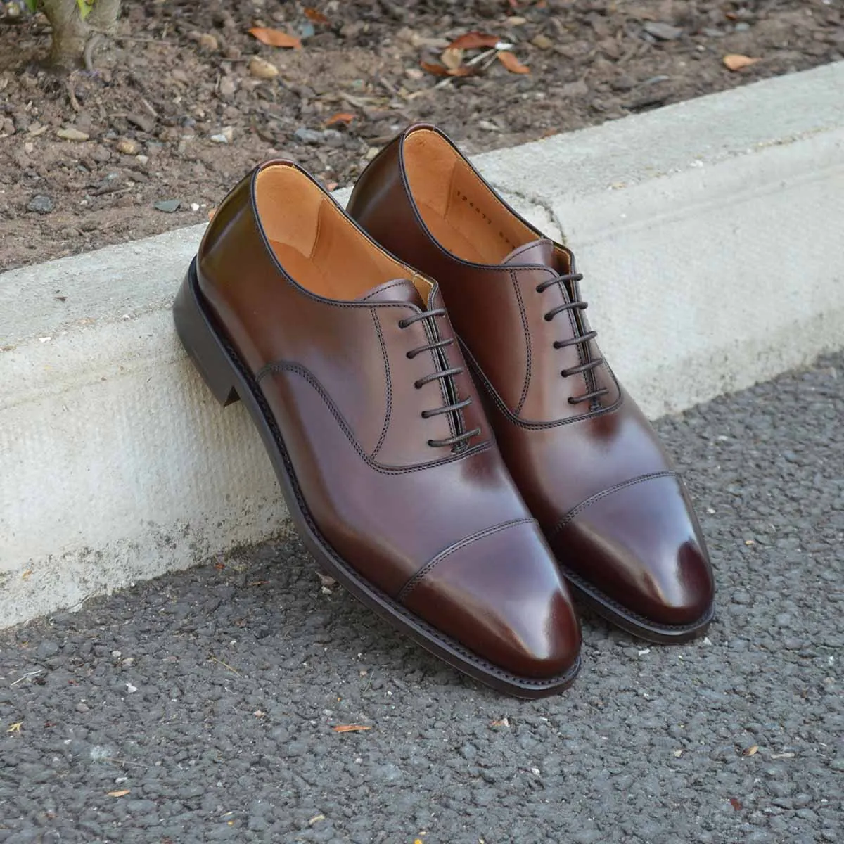 Berwick 1707 Straight Cap Oxford (5217)