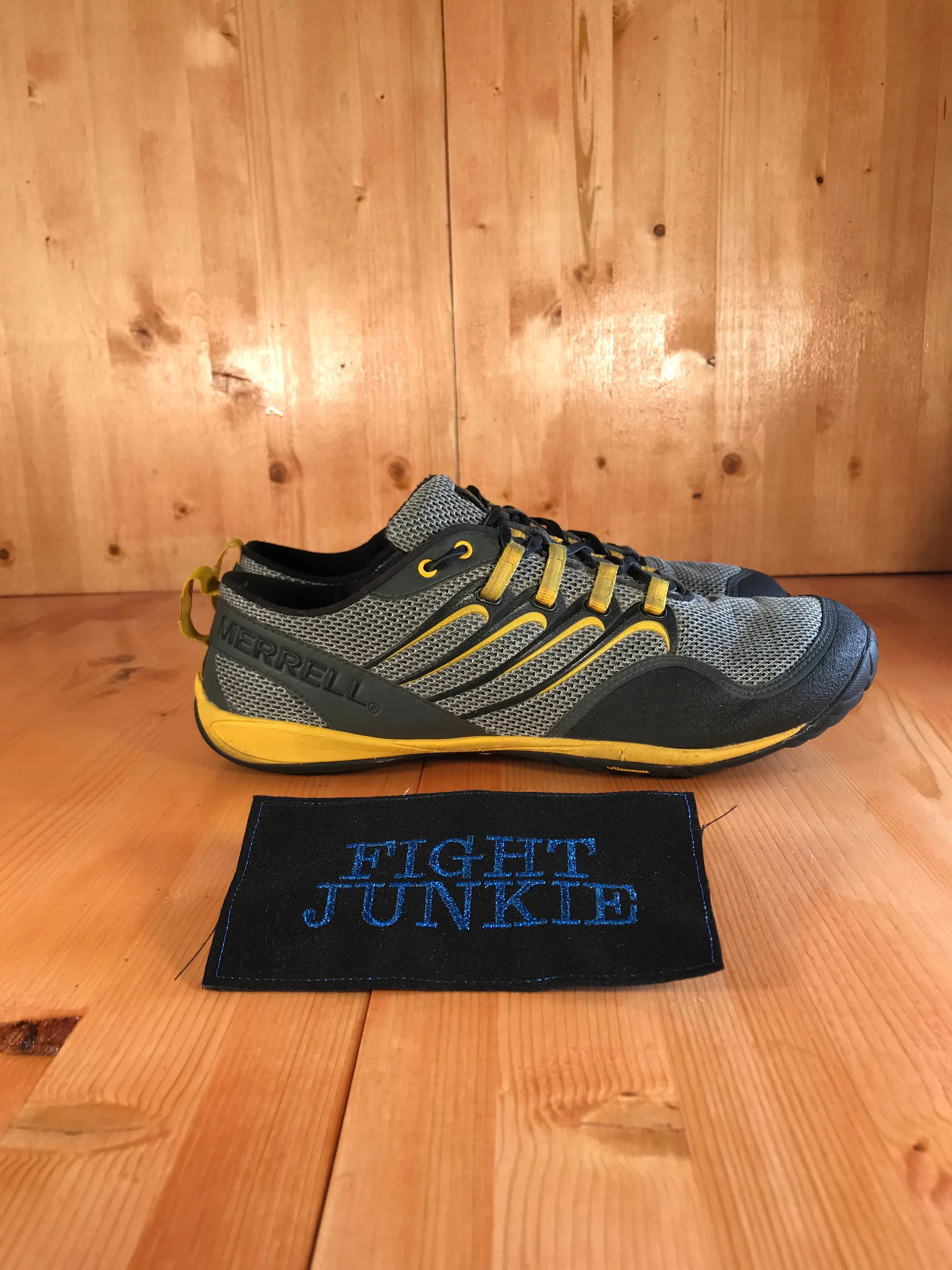 MERRELL BAREFOOT TRAIL GLOVE SMOKE ADVENTURE Mens Size 11 Shoes Sneakers