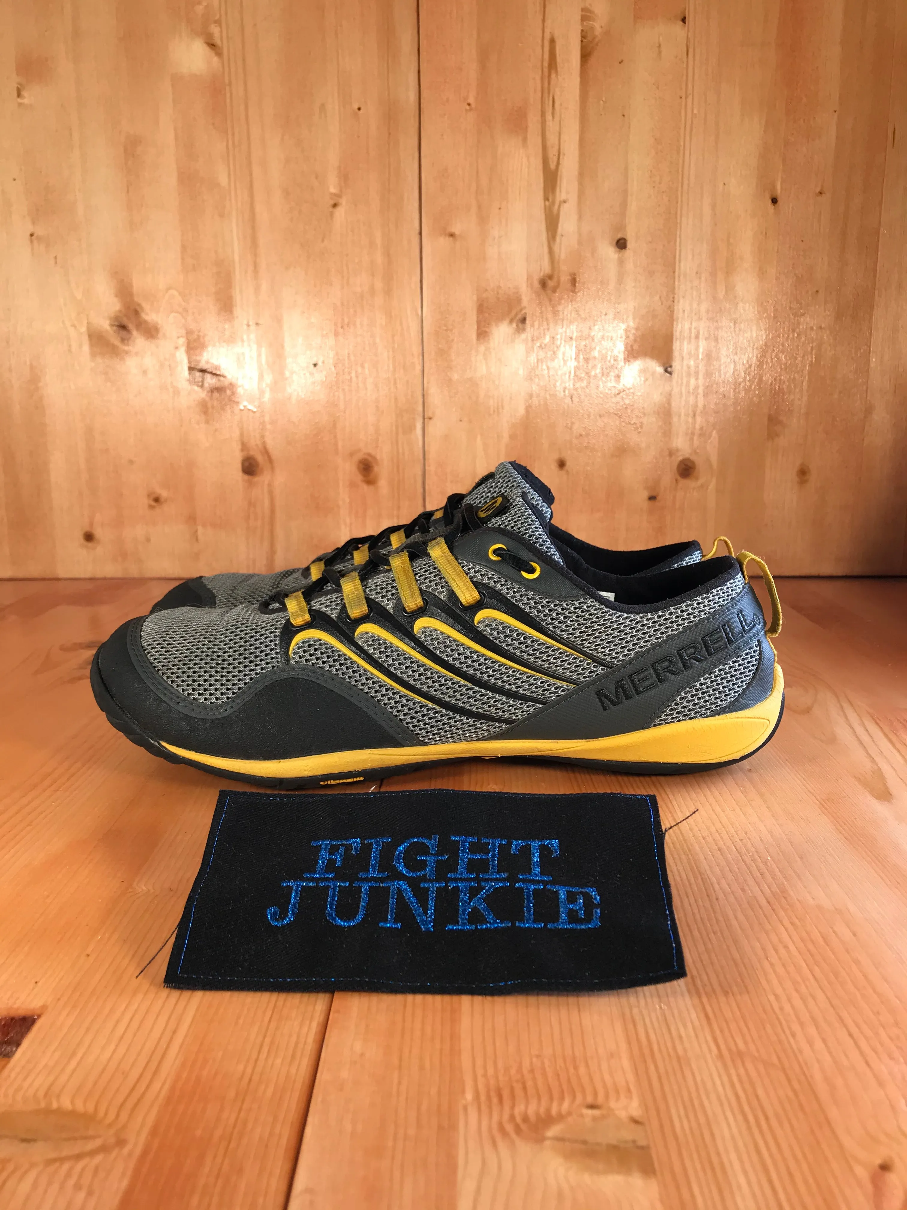 MERRELL BAREFOOT TRAIL GLOVE SMOKE ADVENTURE Mens Size 11 Shoes Sneakers