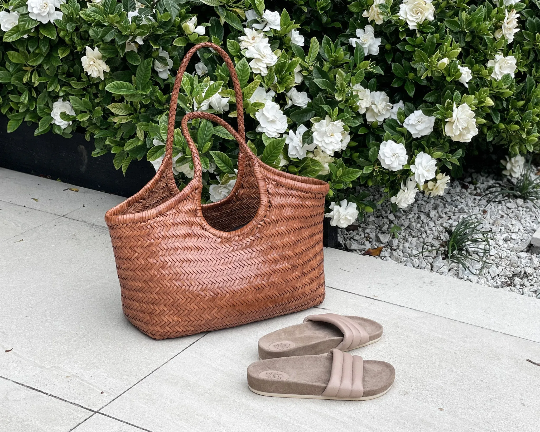 Ornament Mumi Slides | Nude