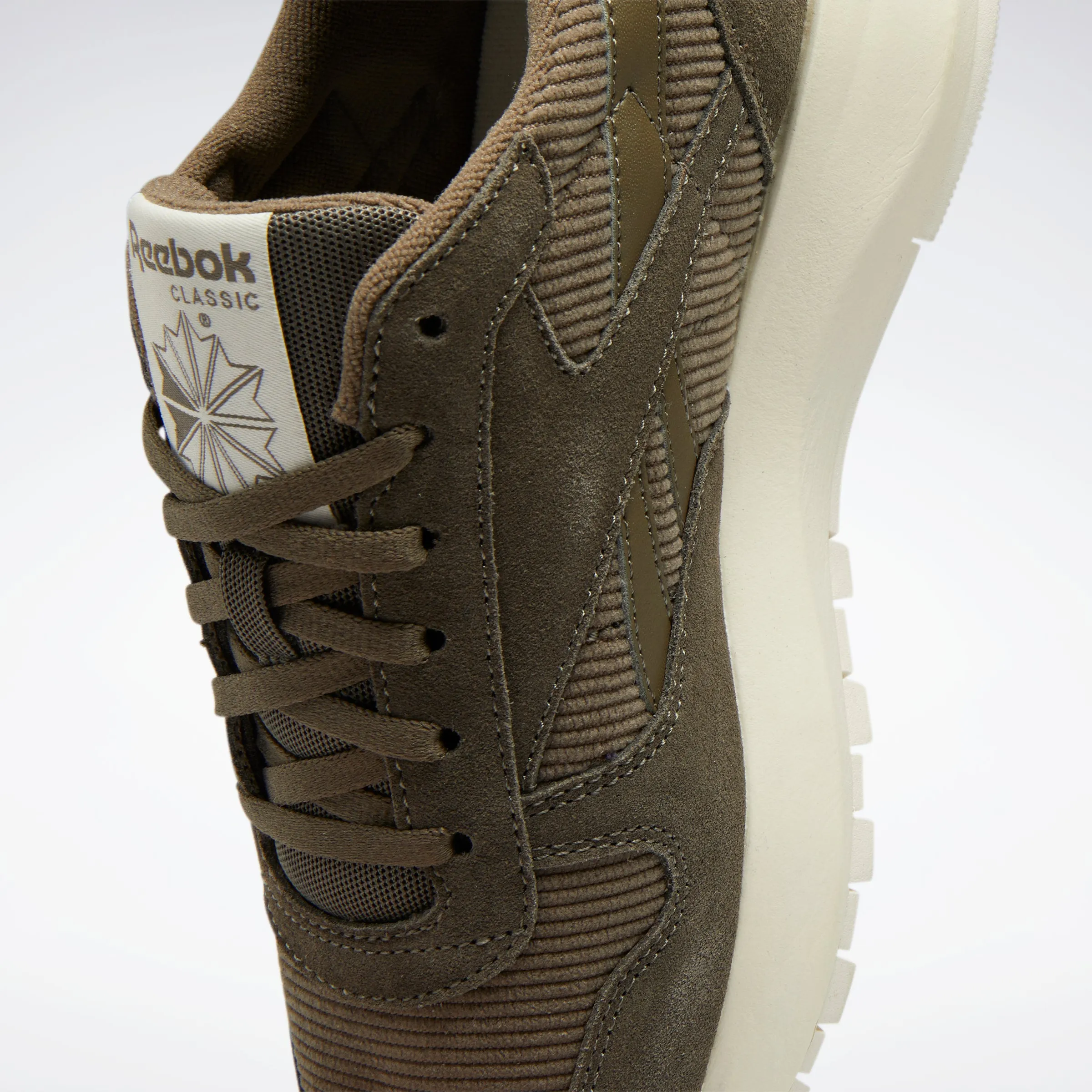 Reebok Footwear Women Classic Leather Sp Shoes Armgrn/Armgrn/Clawht