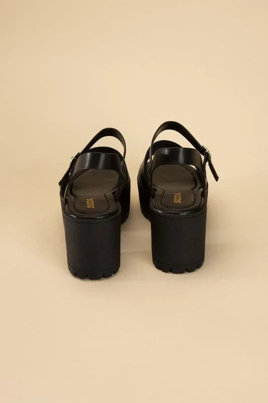 Stacie-S Platform Sandals Black White