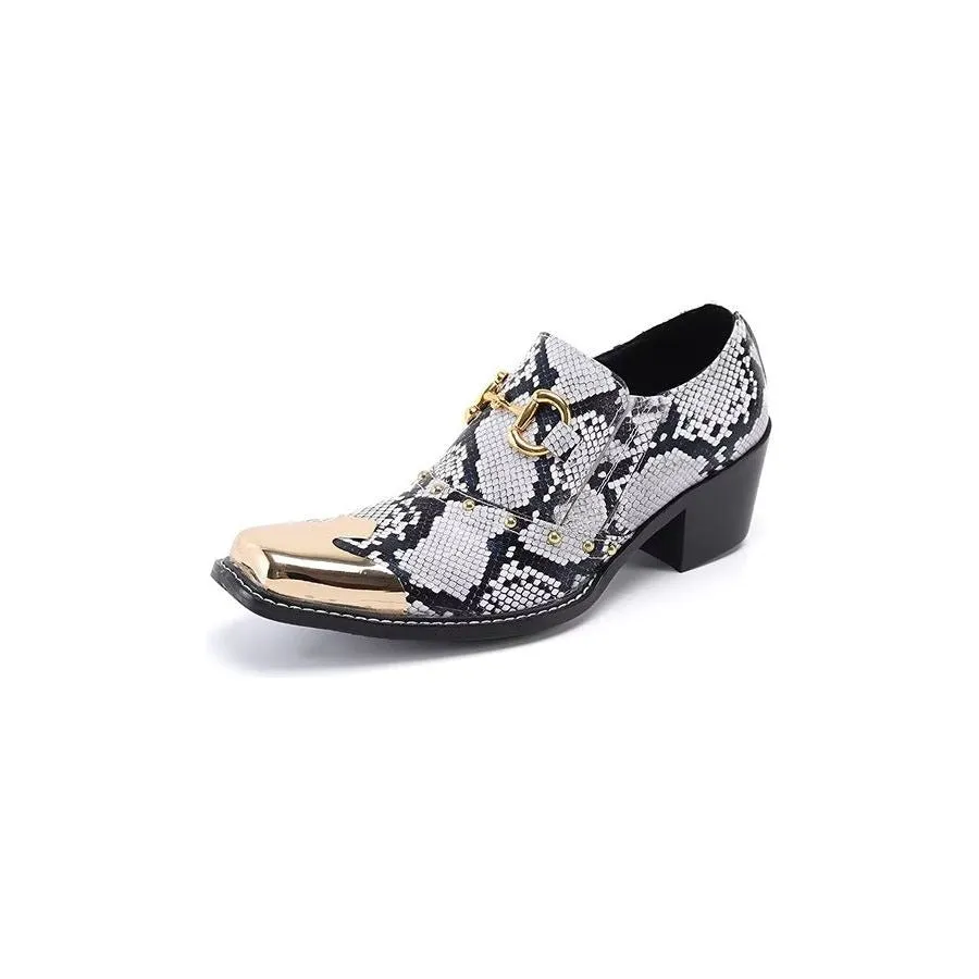 Velvoura Slip-On Elegance